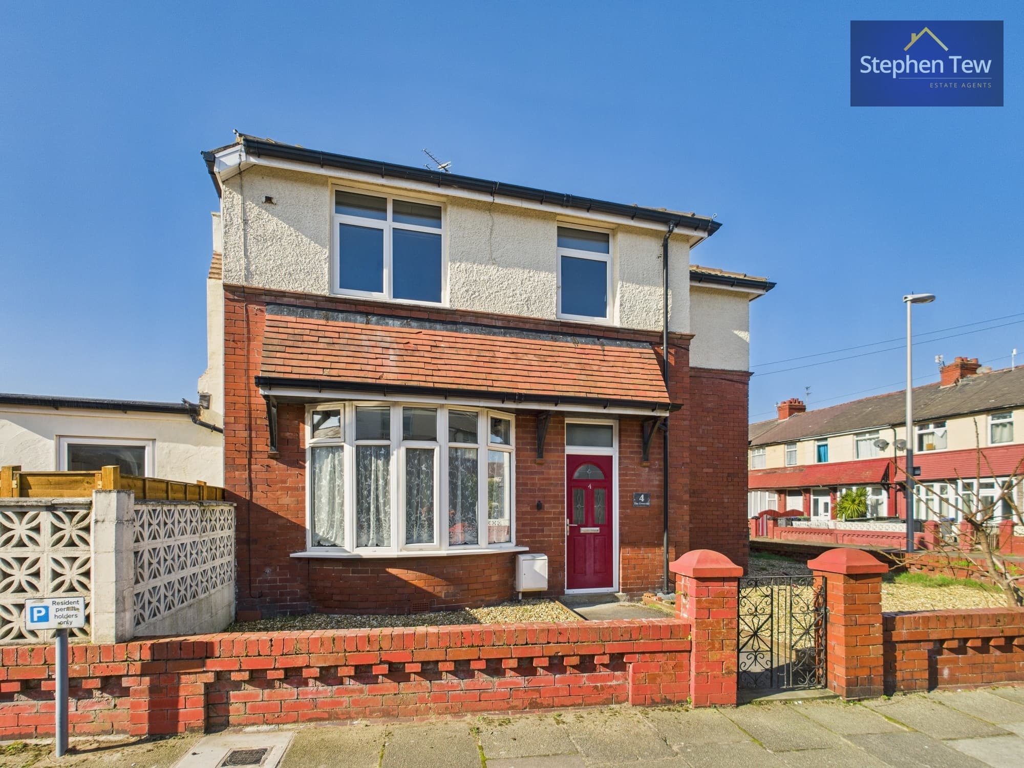 The Crescent, Blackpool, Blackpool, FY4 1EQ