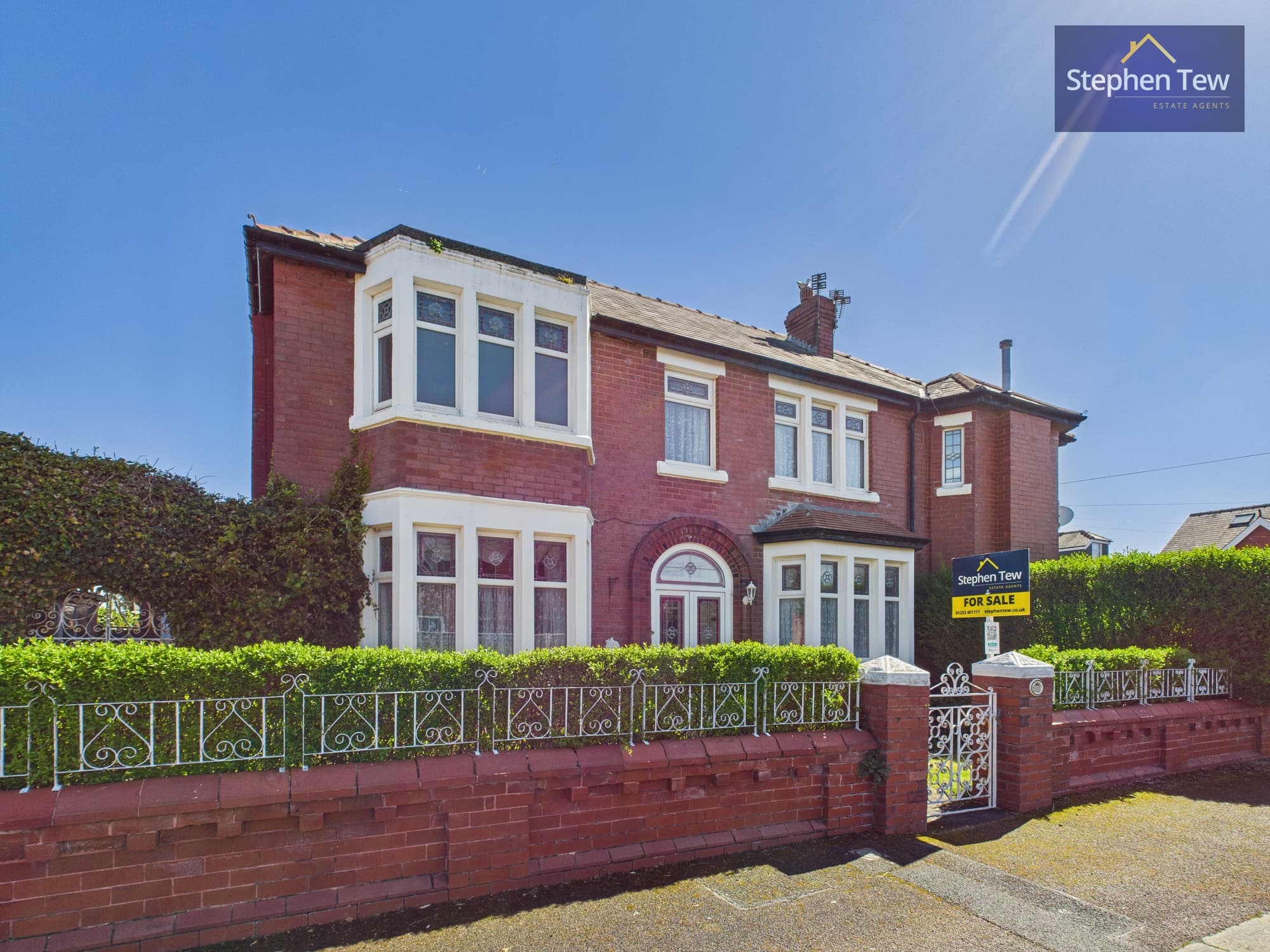 Sackville Avenue, Blackpool, Blackpool, FY4 2DX