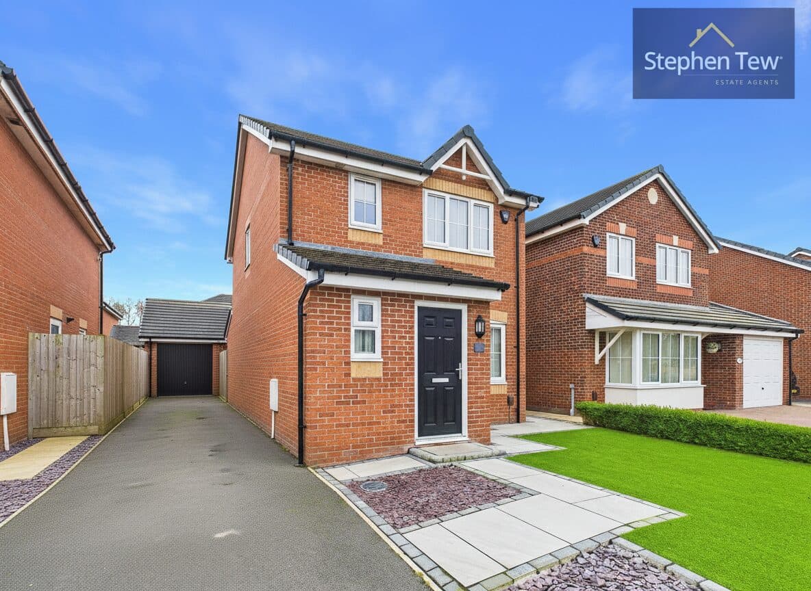 Moss House Road, Blackpool, Blackpool, FY4 5JE