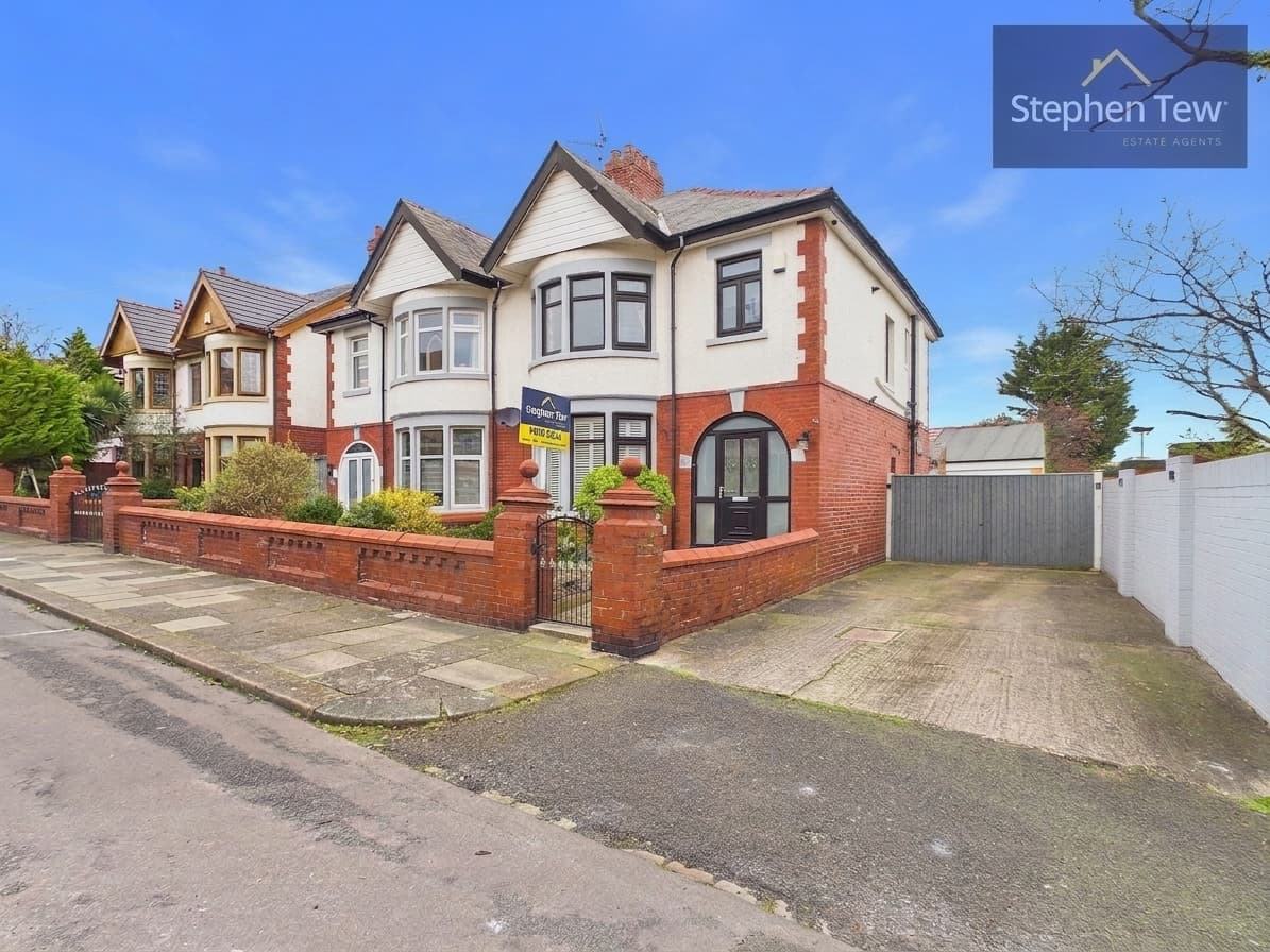 Leeds Road, Blackpool, Blackpool, FY1 4HJ