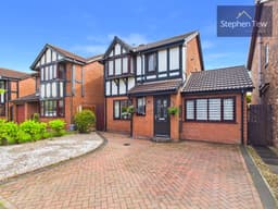 Oakwood Close, Blackpool, Blackpool, FY4 5FD