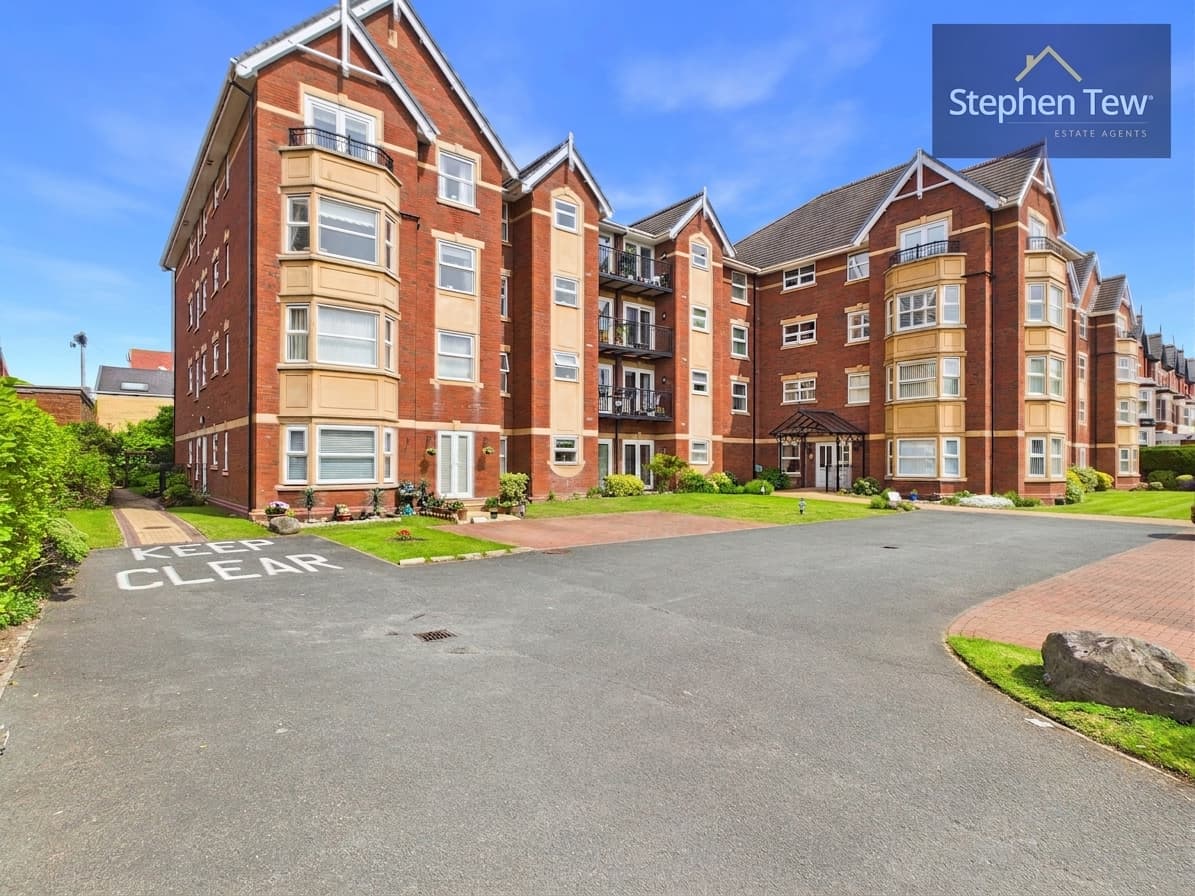 Apartment 407, Hardaker Court 319-323 Clifton Drive South, Lytham St. Annes, Lytham St. Annes, FY8 1HJ