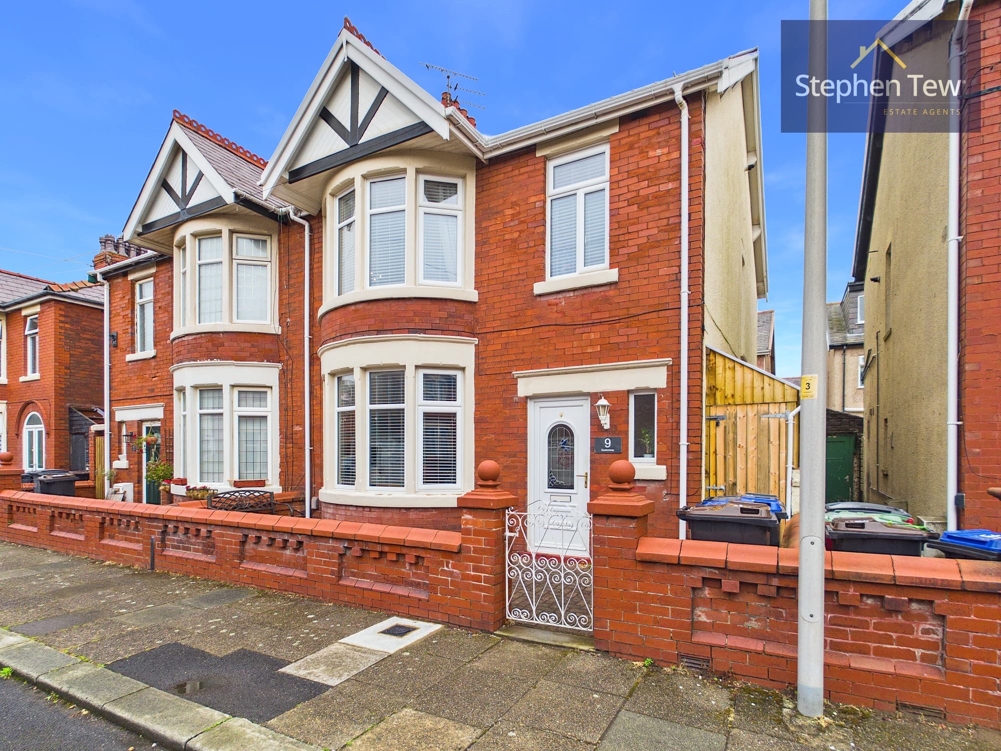 Queensway, Blackpool, Blackpool, FY4 2DG