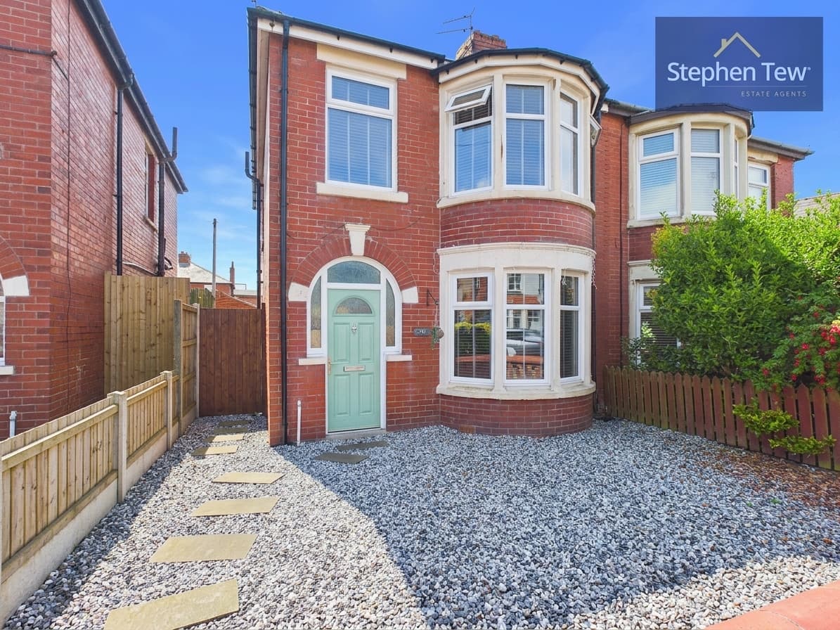 Blenheim Avenue, Blackpool, Blackpool, FY1 4ER