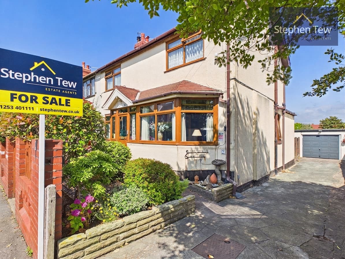 Holcombe Road, Blackpool, Blackpool, FY2 0SR