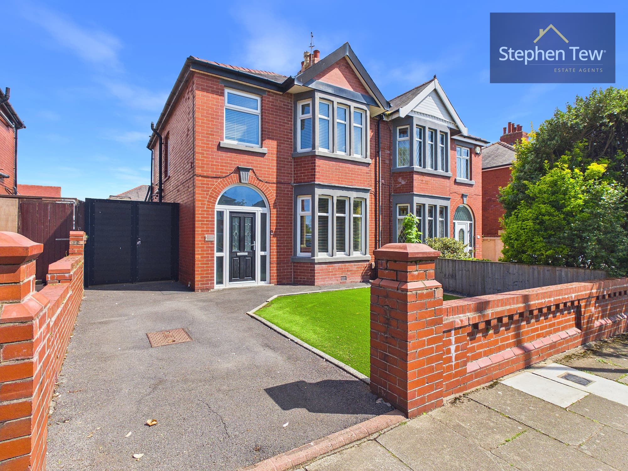 Harrington Avenue, Blackpool, Blackpool, FY4 1QD