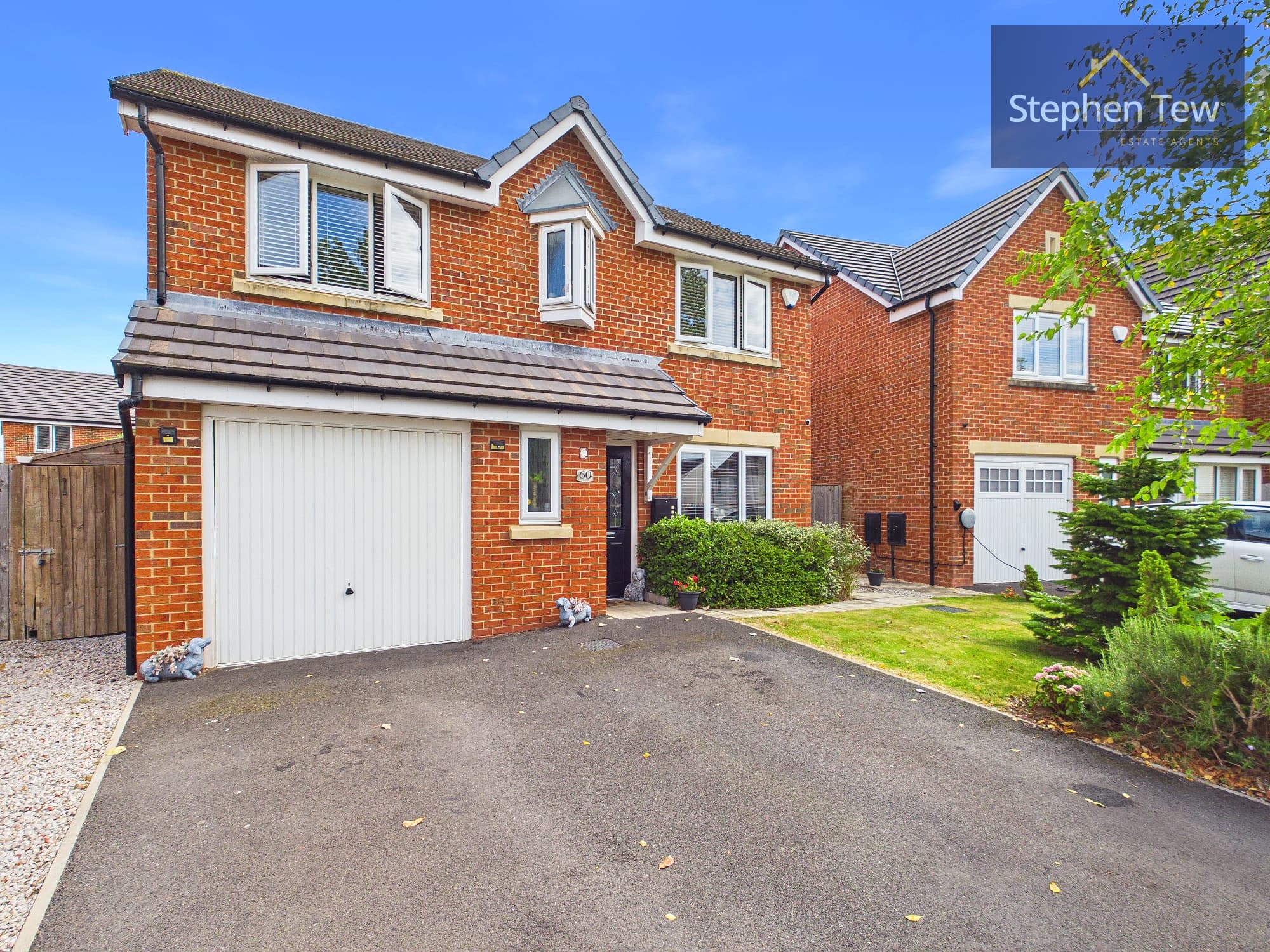 Lea Green Drive, Blackpool, Blackpool, FY4 5FX