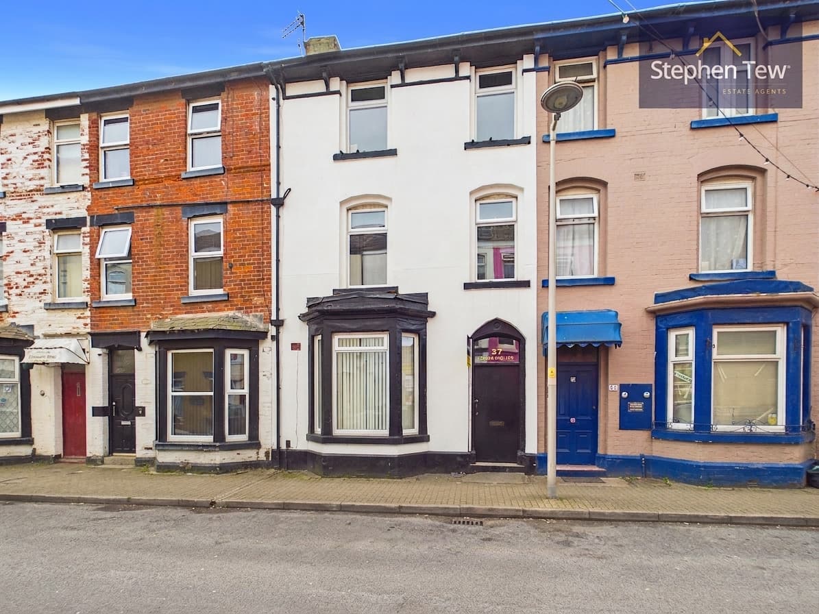Bairstow Street, Blackpool, Blackpool, FY1 5BN