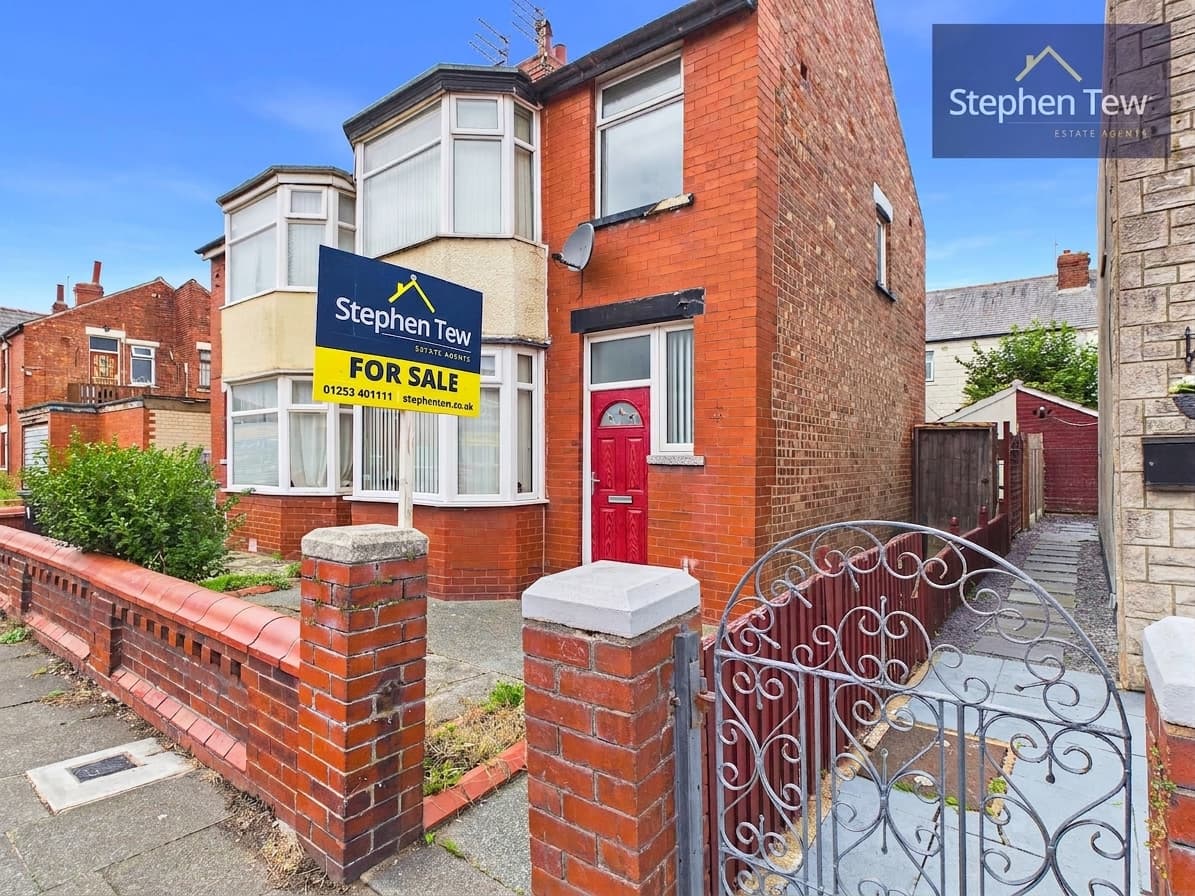 Finsbury Avenue, Blackpool, Blackpool, FY1 6QN