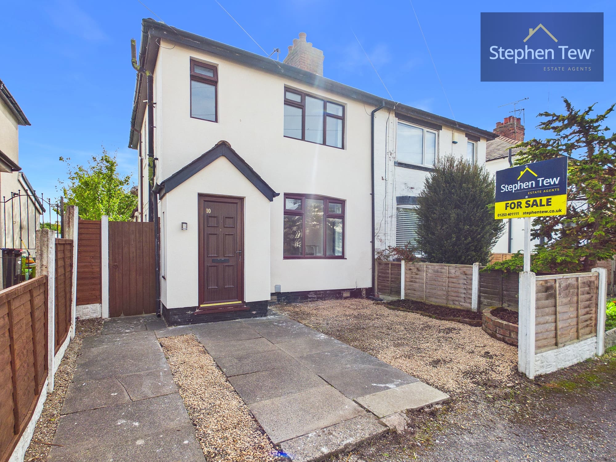 First Avenue, Poulton-Le-Fylde, FY6 7JW