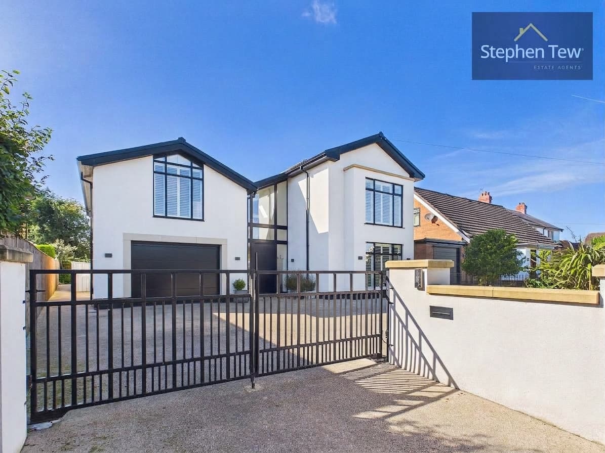 Hardhorn Road, Poulton-Le-Fylde, FY6 8DW